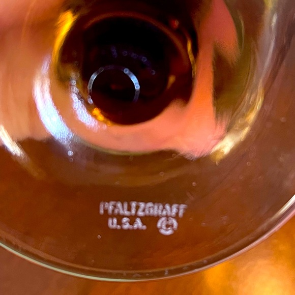 SALE Vintage Pfaltzgraff Village Design Etched Libbey Tawny Brown Wine Glasses - Picture 8 of 8